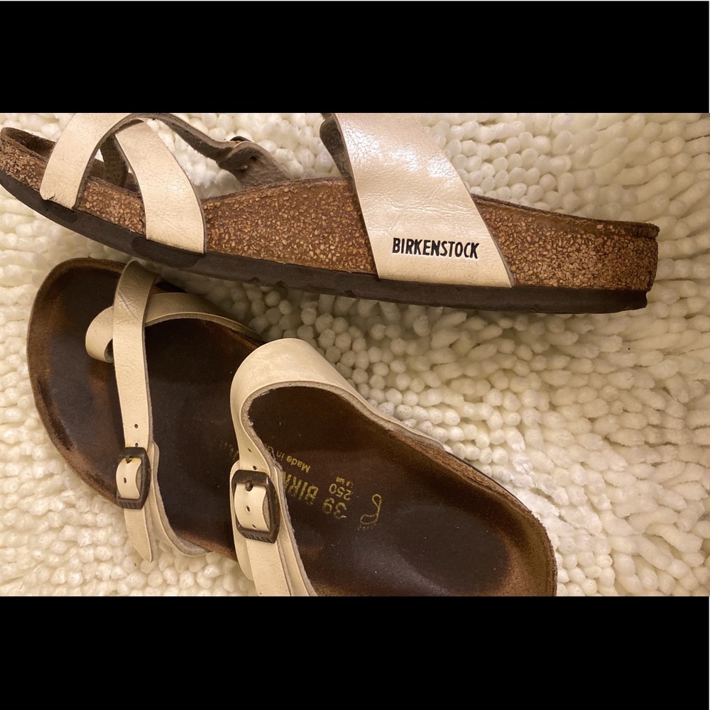 VERY CUTE CHEAP BURKS FOR SALE